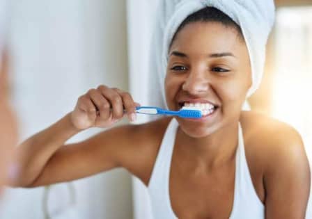 UV Light Toothpaste Dispenser